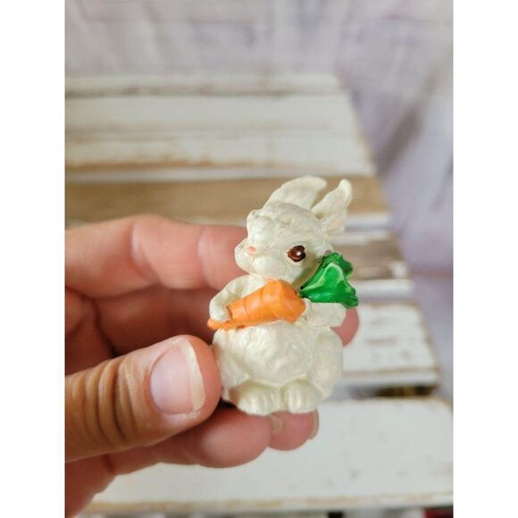 Easter Bunny carrot rabbit spring village accessor - Picture 6 of 7